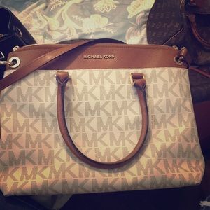 Michael Kors purse